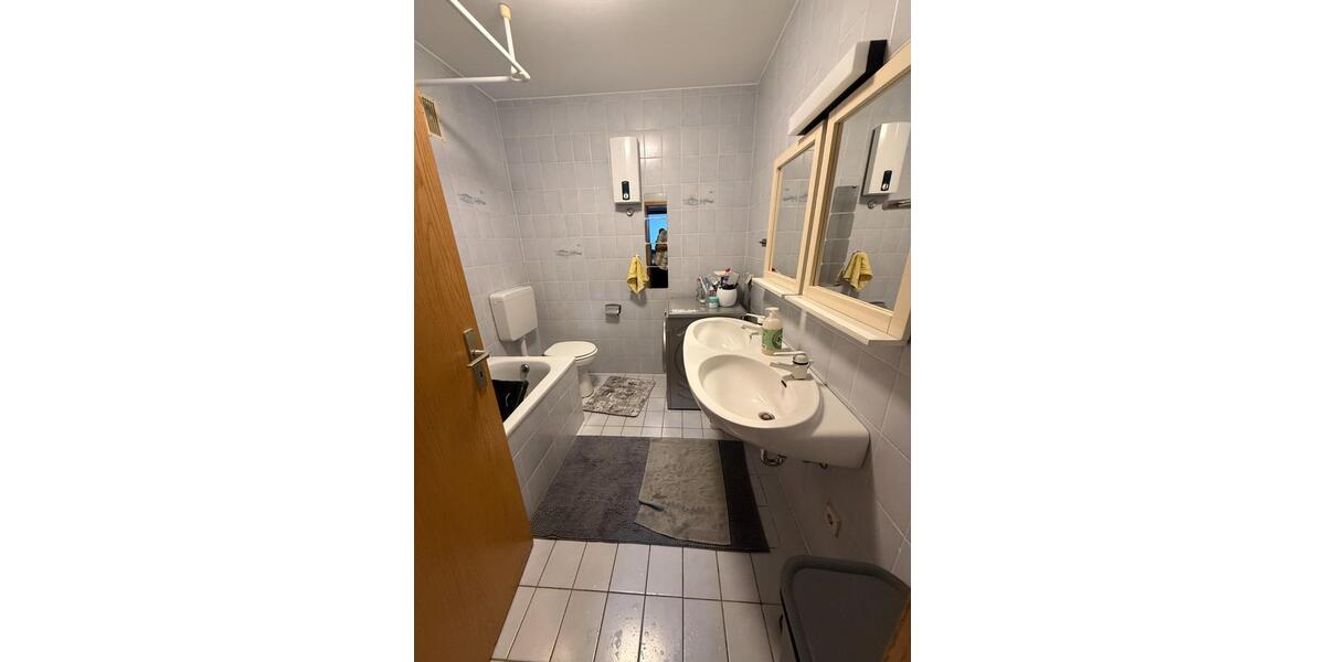 Reihenmittelhaus mit 5 Zimmern und Einbauküche 5 zimmer