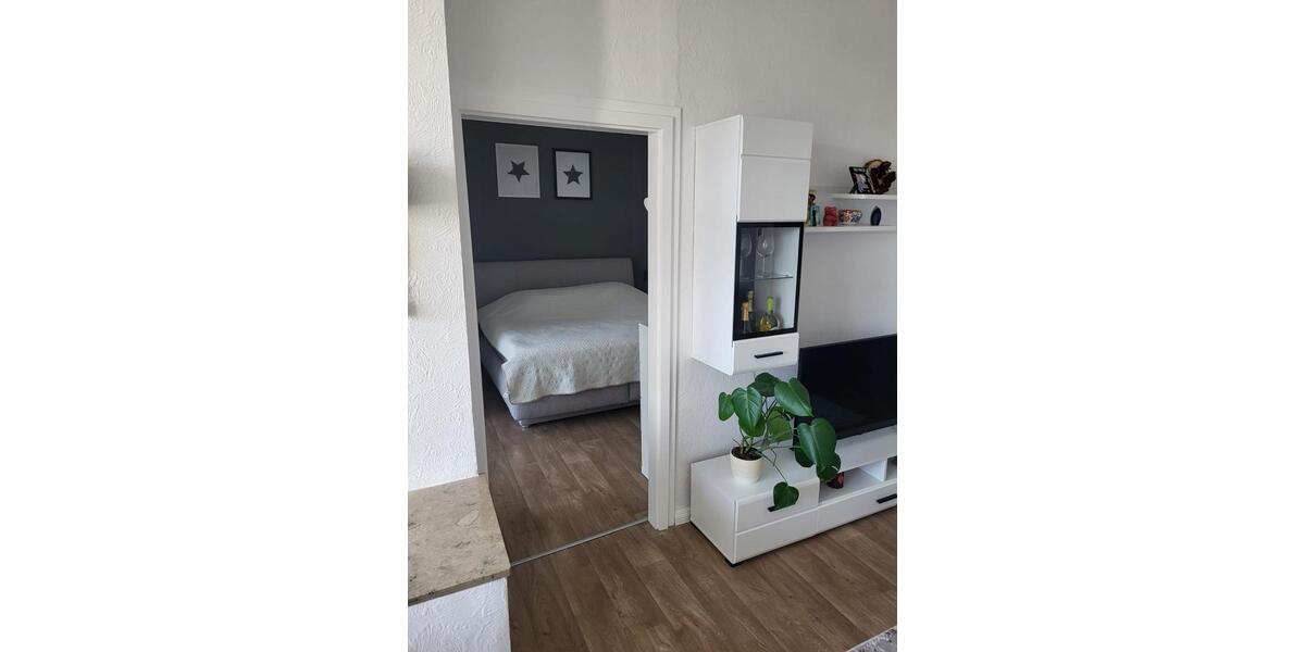 Etagenwohnung Siegburg - 2 Zimmer, 64 m&sup2;, 700&euro; | Angebot:25571239