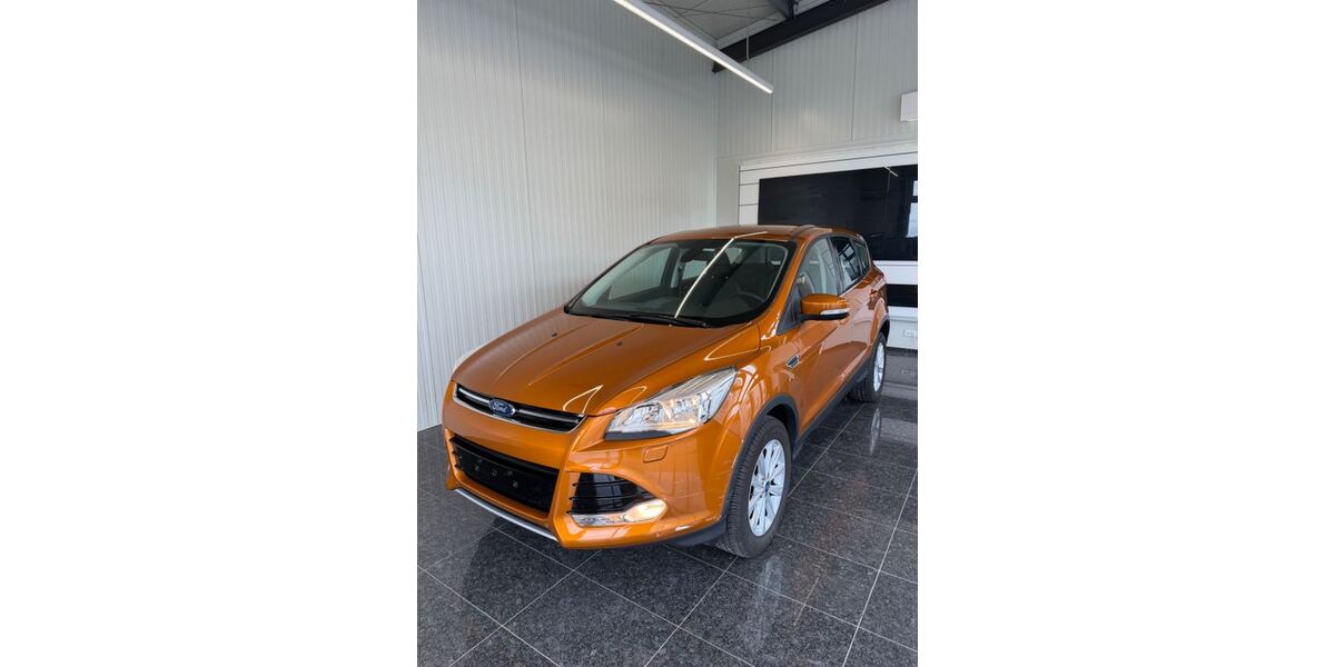Ford Kuga 69.000 km 9.800 &euro; Achim 28832