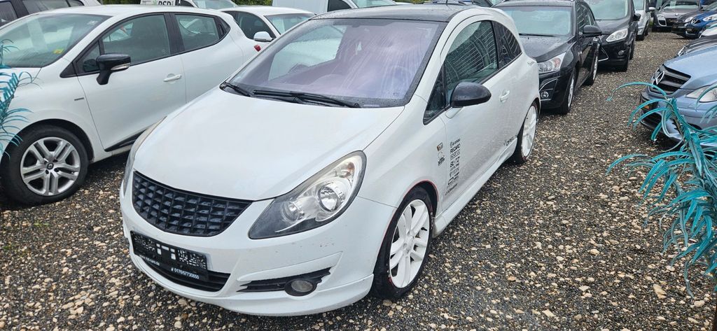 Opel Corsa 125.000 km 2.690 € Reutlingen 72766