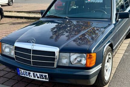 Mercedes-Benz 190 175.000 km 4.600 &euro; Dortmund 44289
