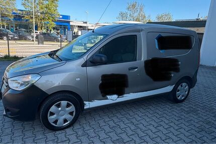 Dacia Dokker 198.000 km 2.500 &euro; GELDERN 47608