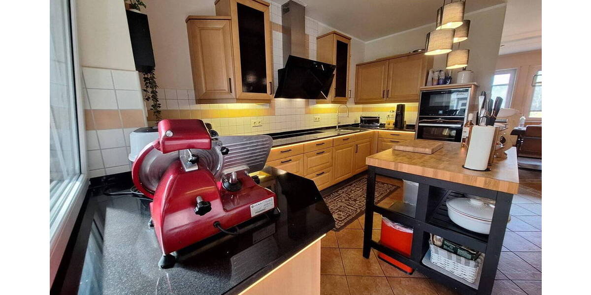 Einfamilienhaus Dersum - 7 Zimmer, 283 m&sup2;, 523.000&euro; | Angebot:26211160