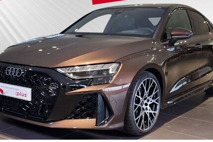 Audi RS3 2.000 km 74.980 &euro; Kiel 24118