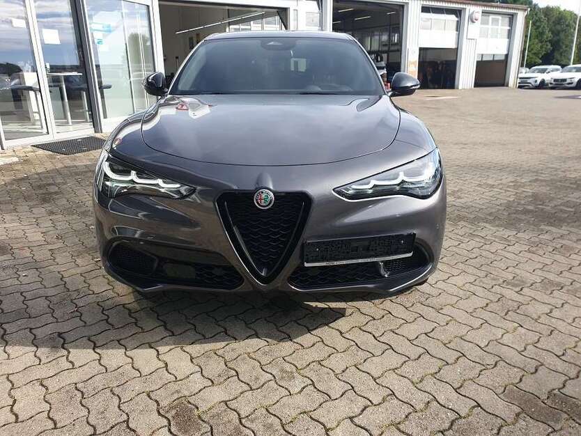 Alfa Romeo Stelvio 34.204 km 41.900 € Lamerdingen 86862