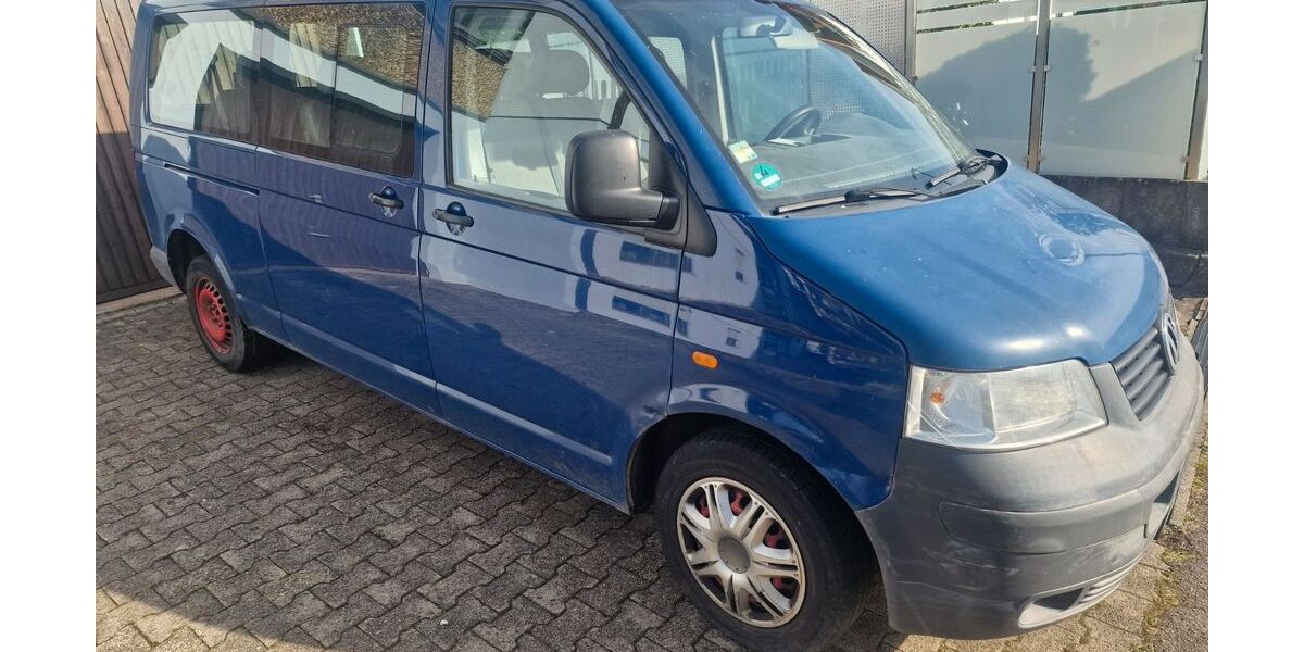 VW T5 Transporter 210.000 km 4.999 € Weinstadt 71384