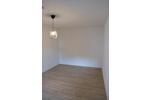 2 Zimmer im Souterrain