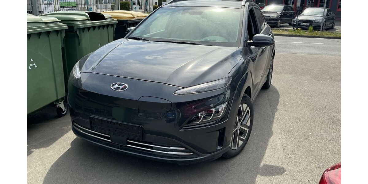 Hyundai KONA 39.203 km 17.900 &euro; Eitorf 53783
