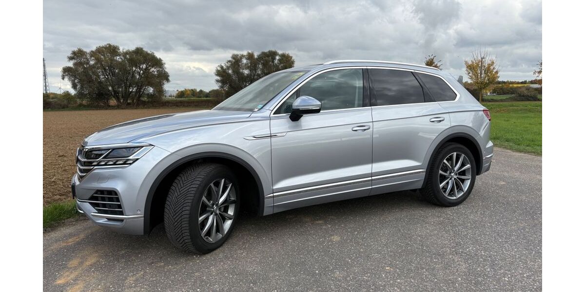 VW Touareg 55.000 km 40.199 &euro; Eschweiler 52249