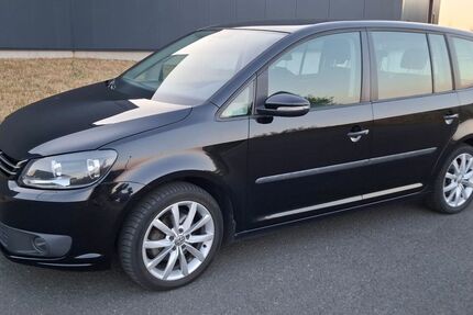 VW Touran 235.500 km 6.900 &euro; Erndtebrück 57339