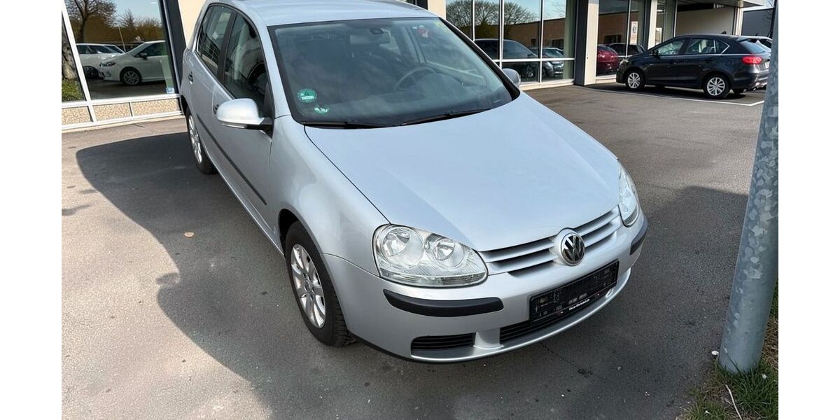 VW Golf 153.453 km 4.990 &euro; Fürth 90763