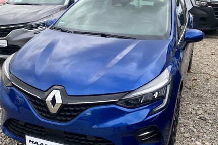 Renault Clio 66.500 km 13.900 &euro; Ludwigsburg 71636