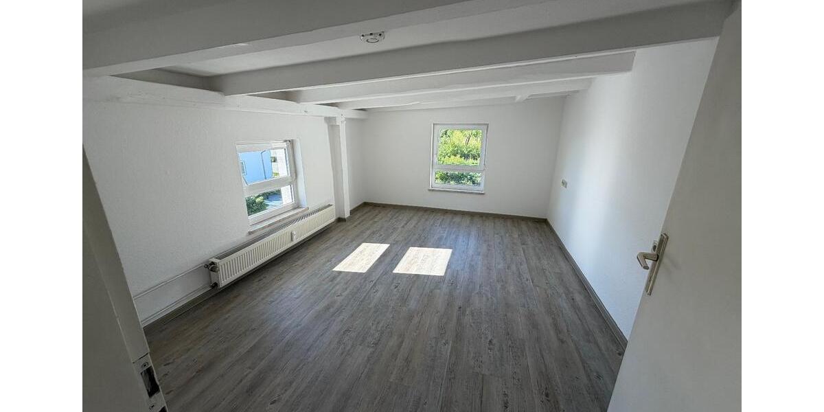 Dachgeschoßwohnung Halle (Saale) Am Wasserturm/Thaerviertel - 2 Zimmer, 58 m&sup2;, 420&euro; | Angebot:26398608