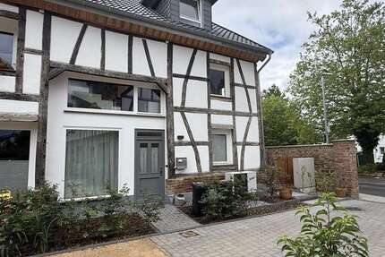 Haus Hennef - 4 Zimmer, 120 m&sup2;, 1.800&euro; | Angebot:26986890
