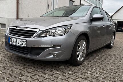 Peugeot 308 152.228 km 5.000 &euro; Berg 76768