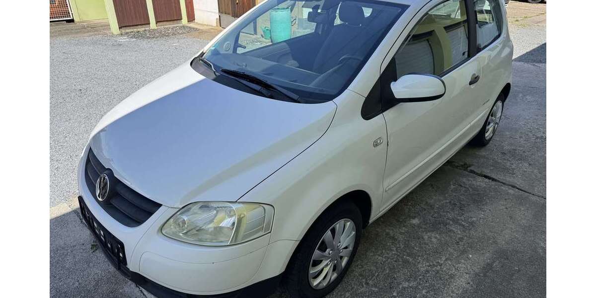 VW Fox 137.828 km 1.799 &euro; Heidenau bei Dresden 01809