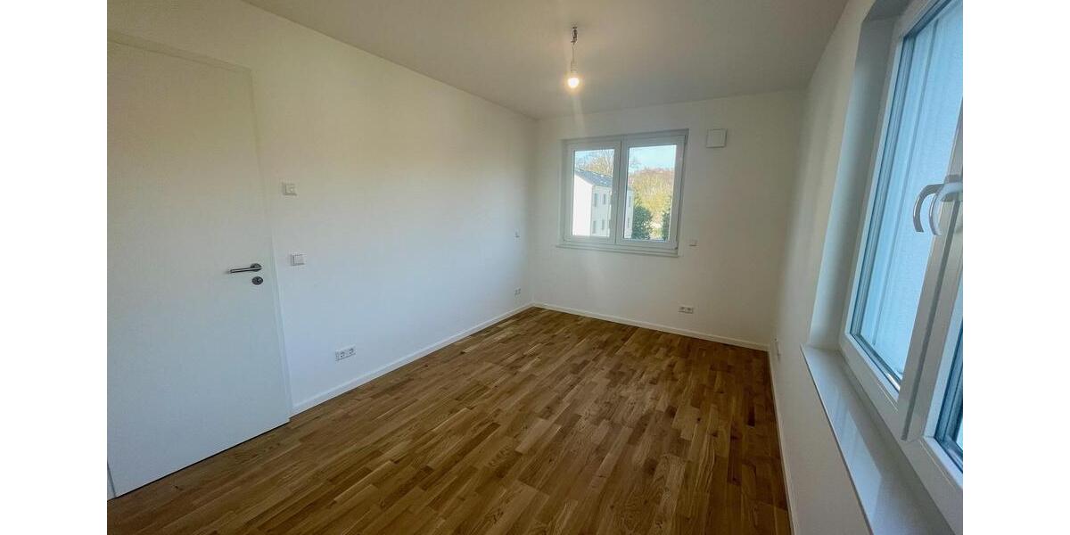 Einfamilienhaus Blankenfelde-Mahlow Mahlow - 2 Zimmer, 56 m&sup2;, 1.100&euro; | Angebot:25311430