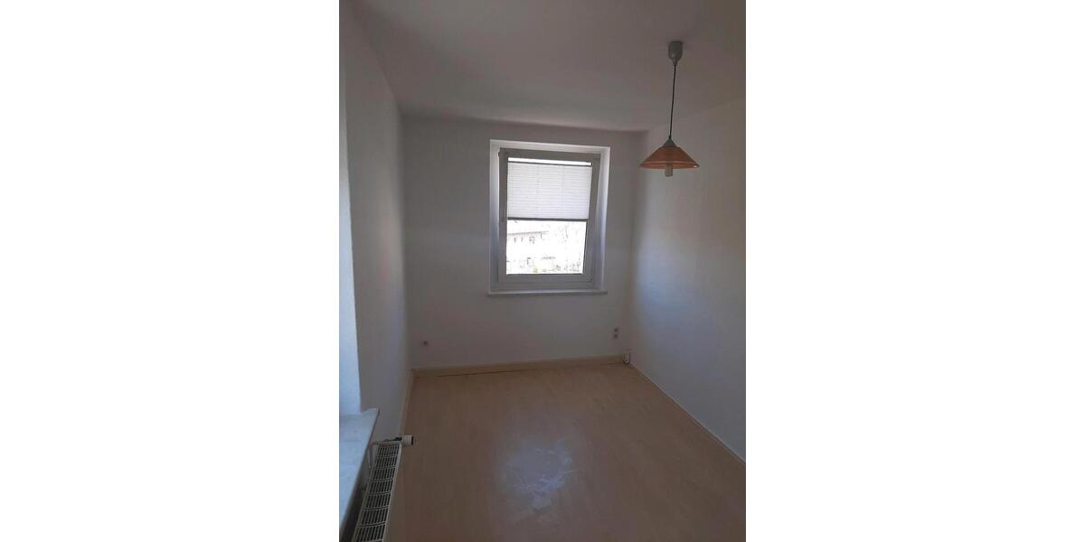 Etagenwohnung Südliches Anhalt - 3 Zimmer, 67 m&sup2;, 83.000&euro; | Angebot:26986950