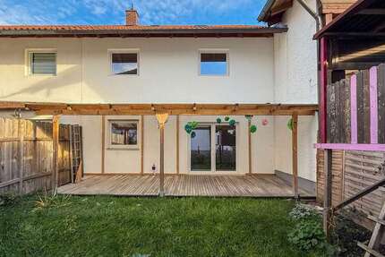 Haus Großkarolinenfeld - 5 Zimmer, 175 m&sup2;, 2.150&euro; | Angebot:26273680