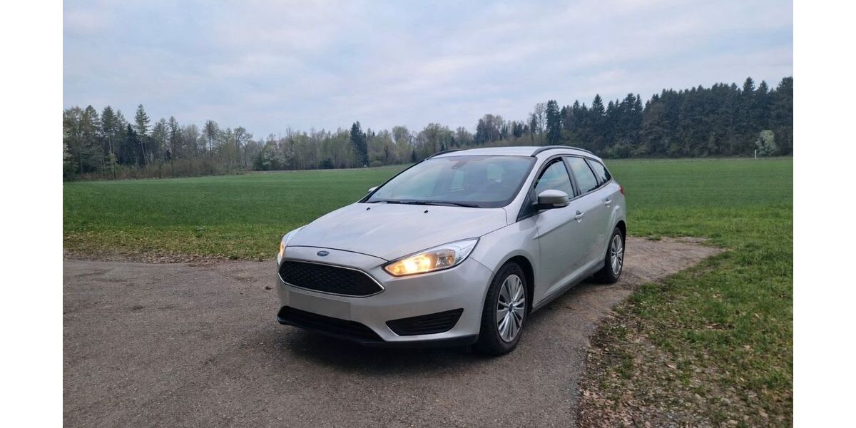 Ford Focus 176.339 km 5.900 &euro; Laufen 83410