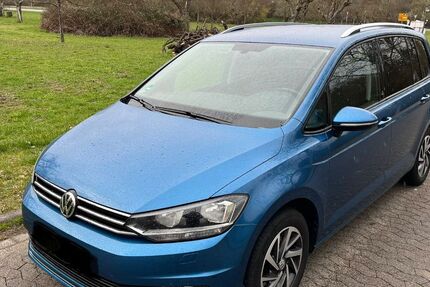 VW Touran 145.600 km 15.300 &euro; Koblenz 56072