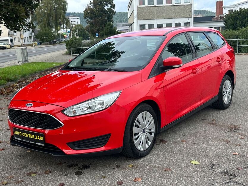 Ford Focus 153.022 km 4.950 € Tuttlingen 78532
