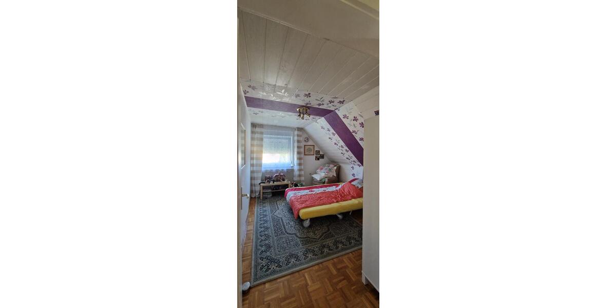 Einfamilienhaus Wackersdorf - 6 Zimmer, 212 m&sup2;, 595.000&euro; | Angebot:27081405