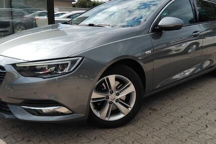 Opel Insignia 107.691 km 13.490 &euro; Springe 31832