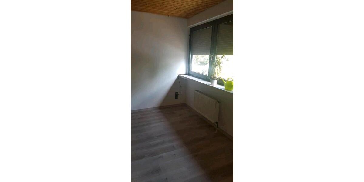 Reihenhaus Kaarst - 4 Zimmer, 115 m&sup2;, 1.550&euro; | Angebot:26040194