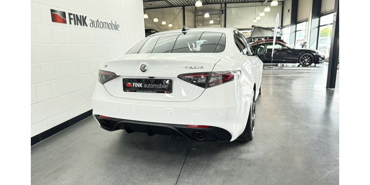 Alfa Romeo Giulia 2.0 Turbo Veloce Q4 Allrad CarPlay 19.700 km 36.450 &euro; Lich 35423