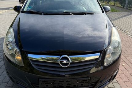 Opel Corsa 157.000 km 2.999 € Chemnitz 09120