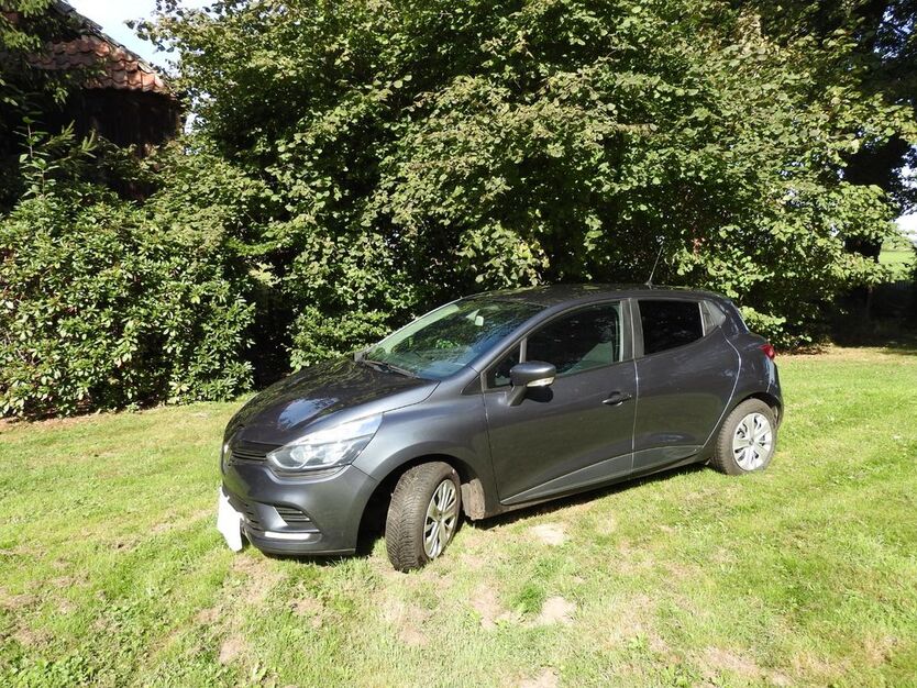 Renault Clio 115.000 km 5.600 € Berne 27804