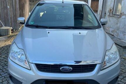 Ford Focus 188.000 km 2.350 &euro; Tiefenbach 94113