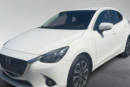 Mazda 2 106.000 km 9.990 &euro; München 81249