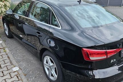 Audi A3 156.000 km 11.200 &euro; Rüsselsheim 65428