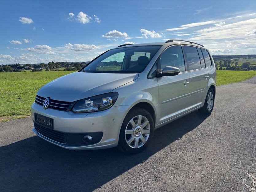 VW Touran 255.000 km 6.750 € Hürtgenwald 52393