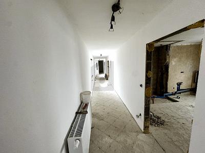SANIERUNGSPROJEKT MIT ENTWICKLUNGS-POTENZIAL - Mehrfamilienhaus, Wohnhaus Schleid | Angebot:26308921