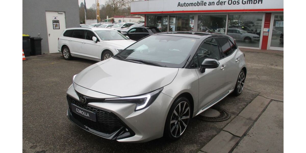 Toyota Corolla 24.000 km 33.490 &euro; Baden-Baden 76532