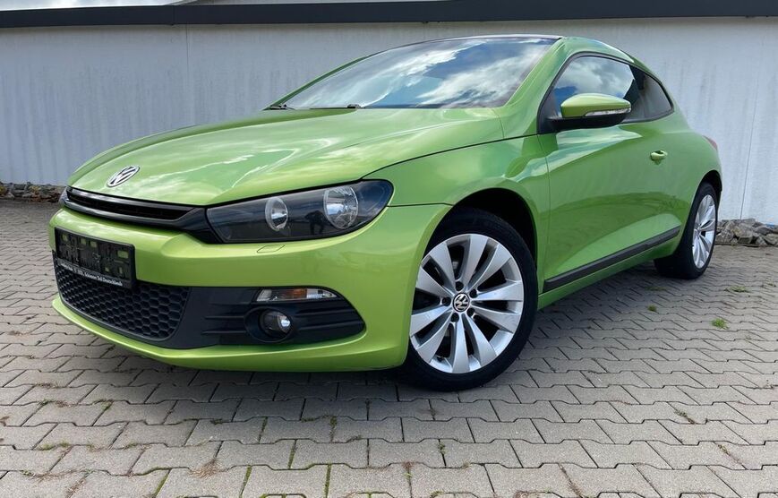 VW Scirocco 243.379 km 6.500 € Oldenburg 26121
