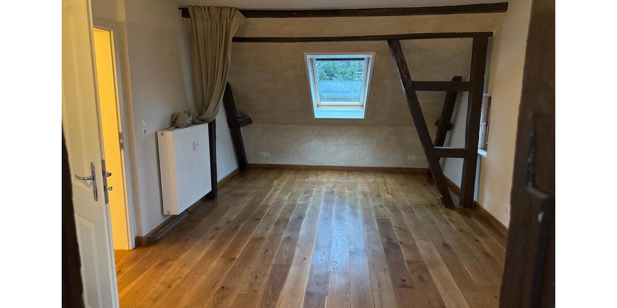 Tolle Dachgeschoßwohnung im Herzen von Preetz 3 zimmer