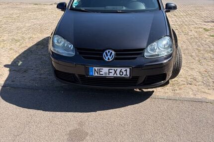 VW Golf 205.000 km 2.100 &euro; Dormagen 41540