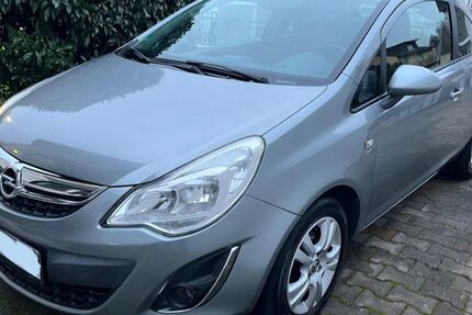 Opel Corsa 99.960 km 4.100 &euro; Bad Homburg 61352