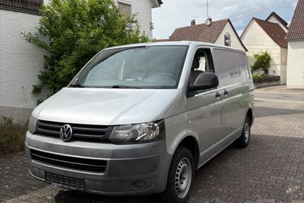 VW T5 Transporter 166.000 km 12.500 &euro; Laupheim 88471