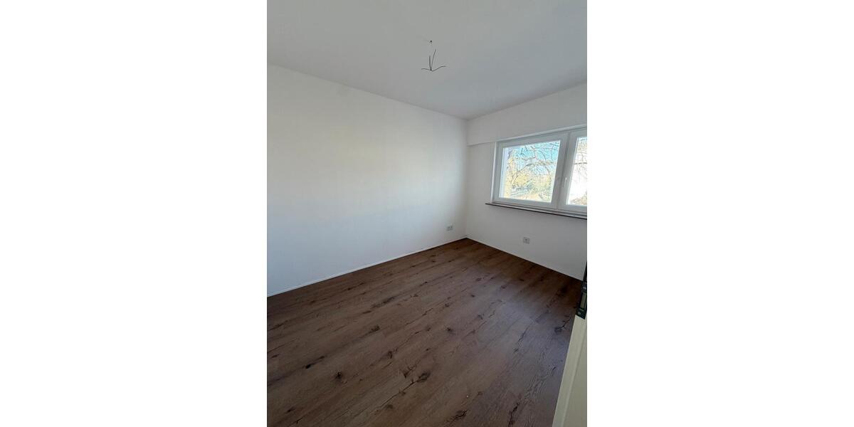 Reihenhaus Stuttgart Stuttgart-West - 6 Zimmer, 158 m&sup2;, 2.600&euro; | Angebot:26074634