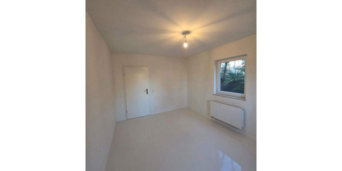 Einfamilienhaus Hohenmölsen - 5 Zimmer, 121 m&sup2;, 385.000&euro; | Angebot:25277430