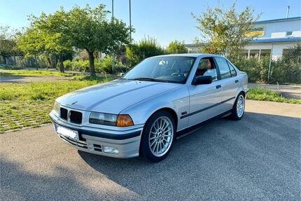 BMW 325