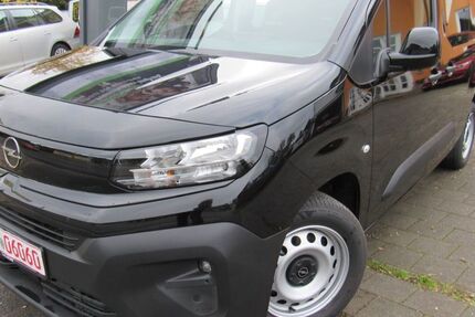 Opel Combo 2.000 km 26.990 &euro; Schwarzenberg 08340