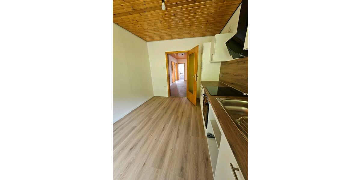 Etagenwohnung Hohenroda - 3 Zimmer, 85 m&sup2;, 650&euro; | Angebot:23864138