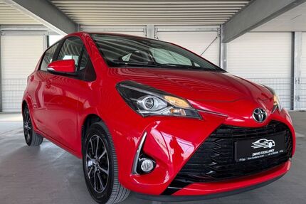 Toyota Yaris 64.000 km 12.999 &euro; München 81249