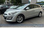 Hyundai i30 FIFA World Cup Edition*NAV*SHZ*StandH*R-CAM* 49.964 km 9.990 &euro; Berlin 13187